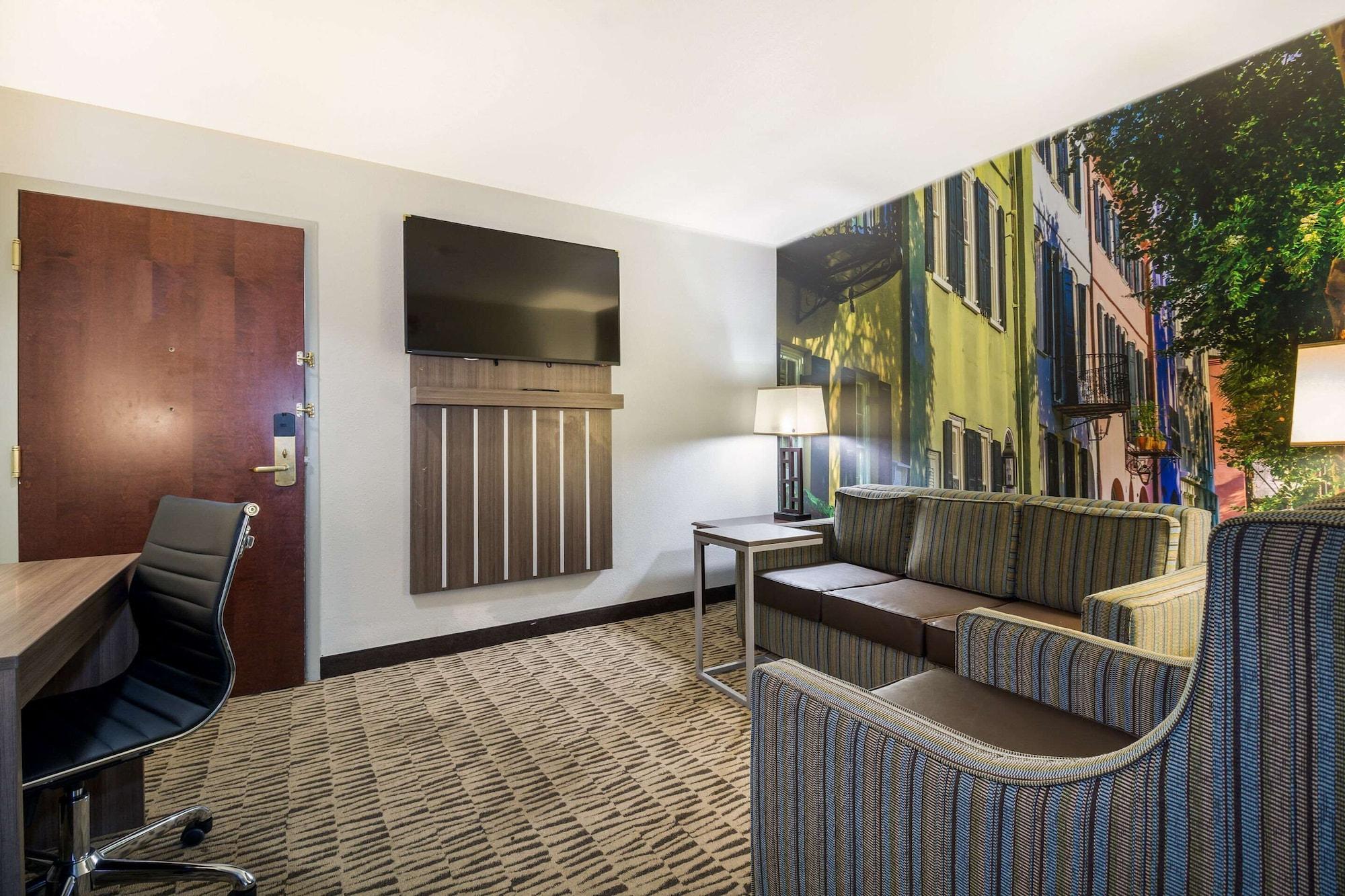 ฮอว์ทอร์น สวีท บาย วินด์แฮม ชาร์ลส์ตัน Hotel ชาร์ลสตัน ภายนอก รูปภาพ