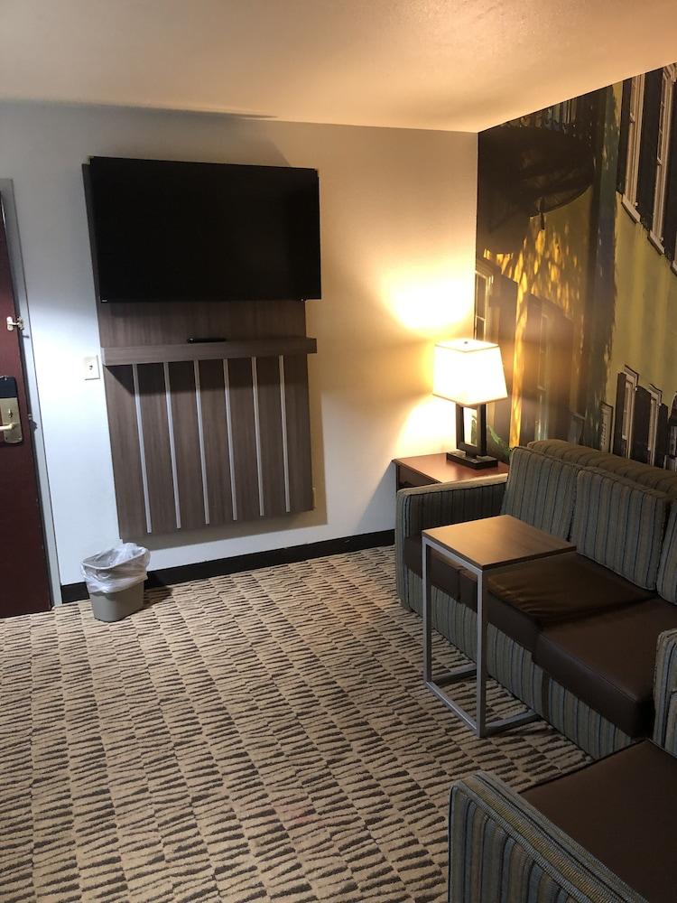 ฮอว์ทอร์น สวีท บาย วินด์แฮม ชาร์ลส์ตัน Hotel ชาร์ลสตัน ภายนอก รูปภาพ