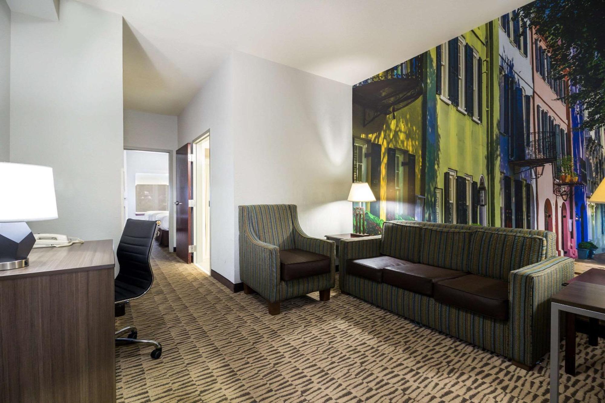 ฮอว์ทอร์น สวีท บาย วินด์แฮม ชาร์ลส์ตัน Hotel ชาร์ลสตัน ภายนอก รูปภาพ